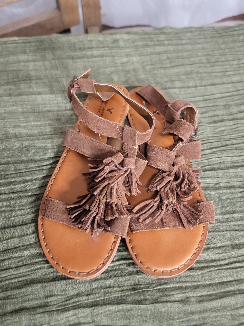 American Eagle Outfitters Brown Suede Tassel Sandals Size 9 Boho Festival - Picture 2 of 6